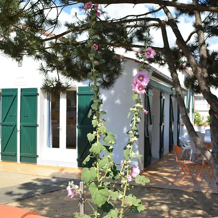 Holiday home Les Floralies *