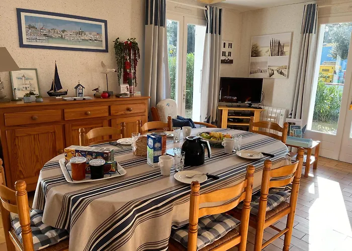 Holiday home Les Floralies